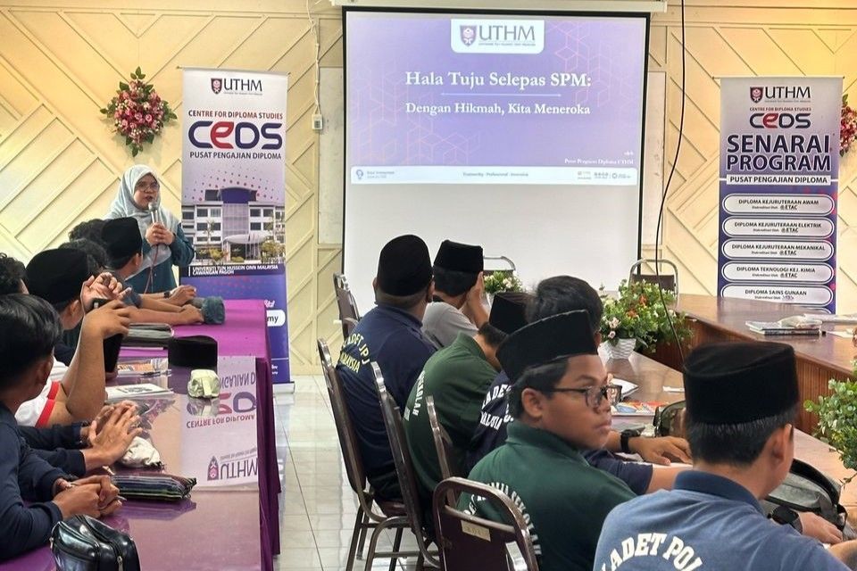 Jabatan Kejuruteraan Awam CeDS UTHM Kukuhkan Jalinan Strategik Bersama SMK Tun Mamat Sebagai Sekolah Angkat