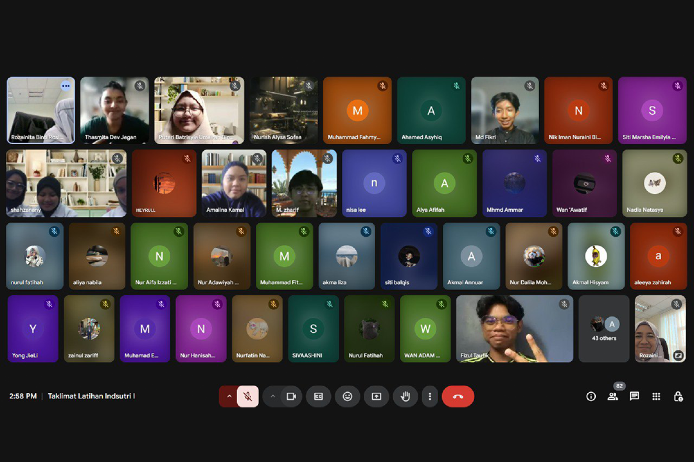 Sesi Taklimat Tingkatkan Kesiap Siagaan Pelajar DAK dan DAU Jalani Latihan Industri