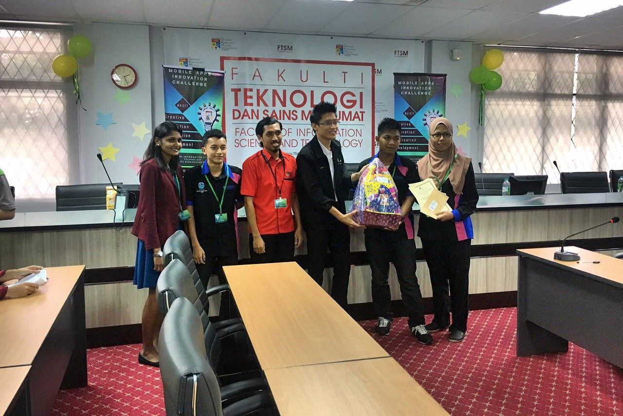 Pelajar CeDS Mengungguli Mobile Apps Innovation Challenge 2017