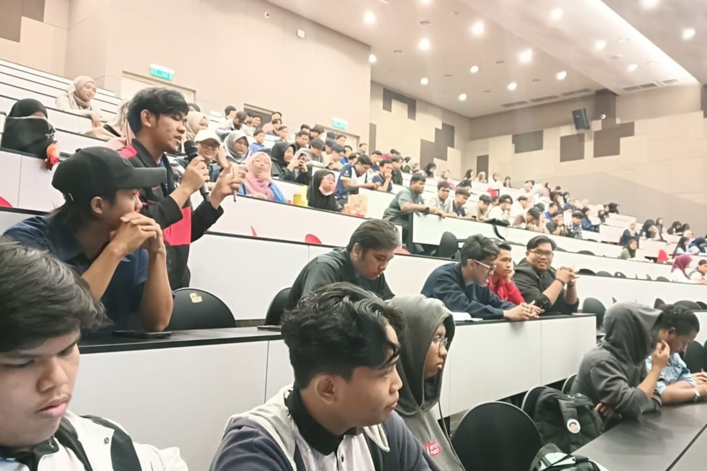 Taklimat Latihan Industri Siri 2, Semester II, 2023/2024 Jabatan Teknologi Maklumat